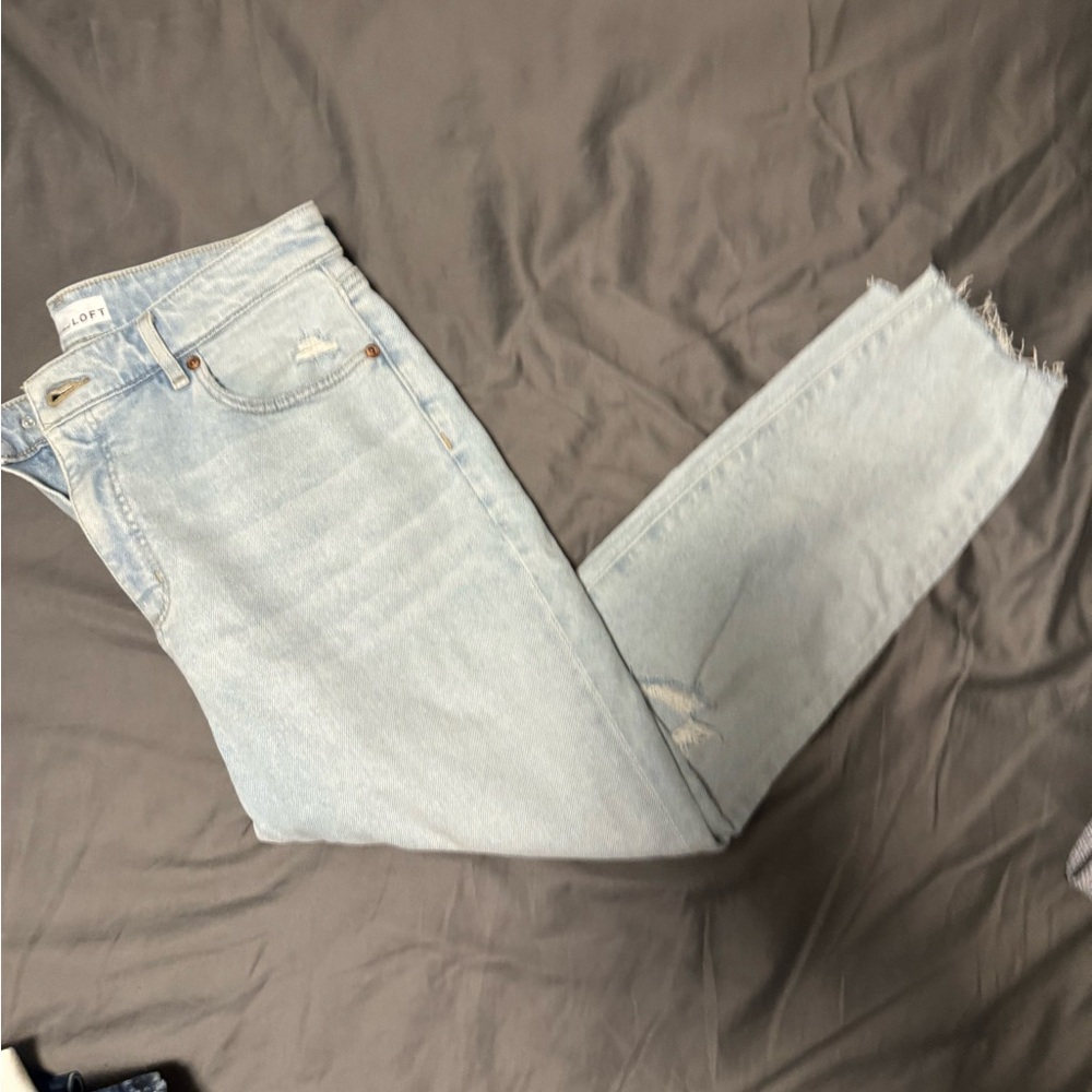 Light Blue Distressed Women's Jeans